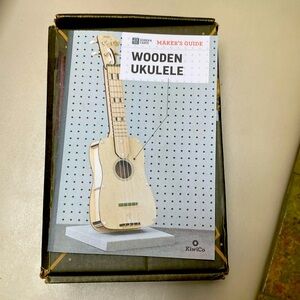 Wooden ukulele- Steam Kit